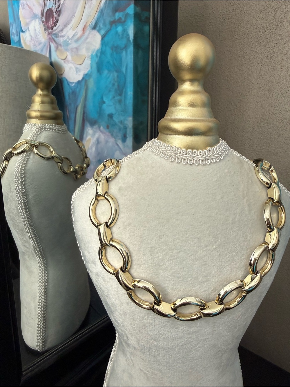 Vintage 1980s Gold Circular Link Collar Necklace